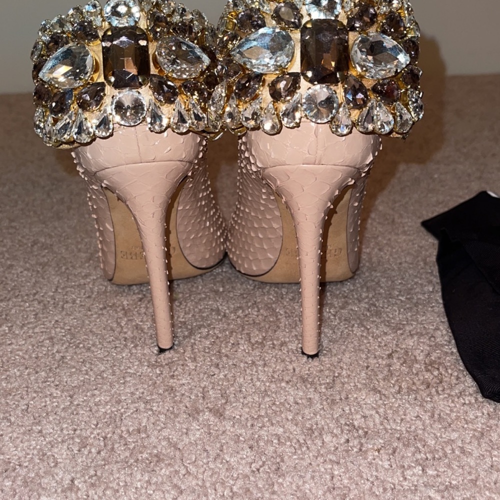 Gedebe Veronique 02 Python Pink Pumps! - image 3